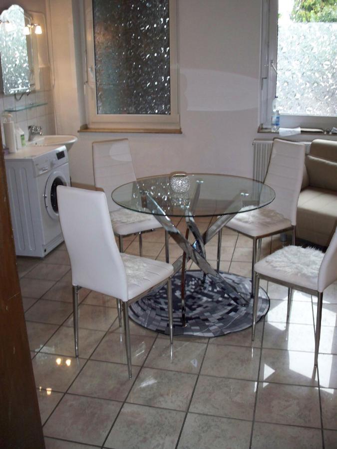 2 Raum Wohnung Krefeld Bagian luar foto
